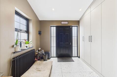 Entrance Porch