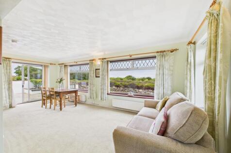 Living room 2