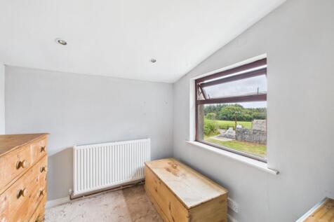 Bedroom/Dressing Room