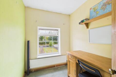Bedroom/Office