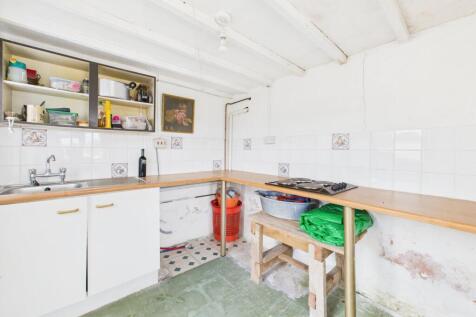 Utility  / 2nd Kitchen Area