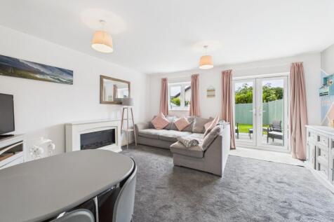 Lounge Dining Room