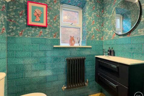Ground Floor WC