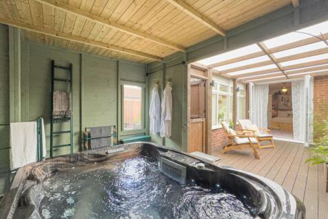 Spa/Garden Room