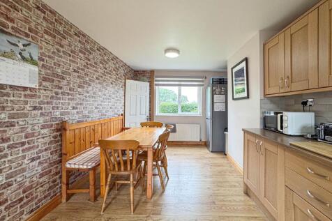 Dining/Kitchen