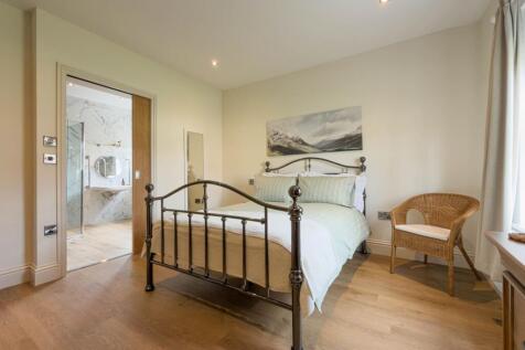 Bedroom Five (Ground Floor)