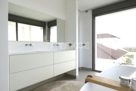 Property Image 79