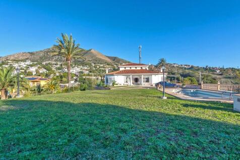 Property Image 1