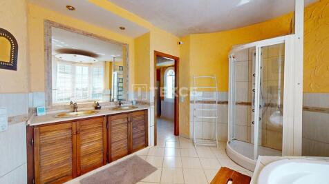 Property Image 66