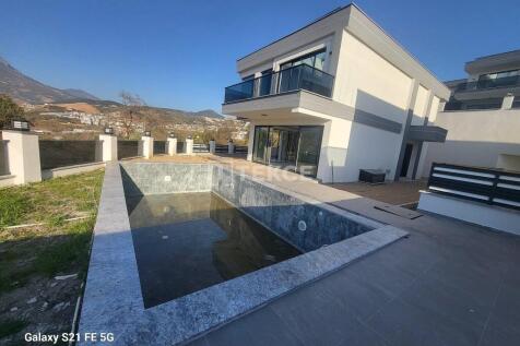 Property Image 25