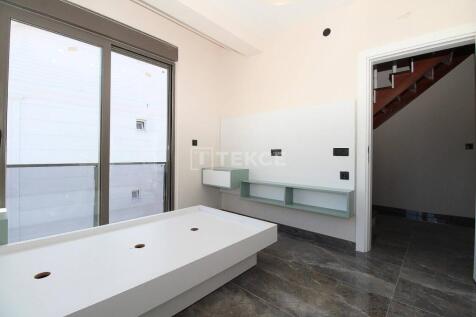 Property Image 61