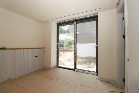 Property Image 79