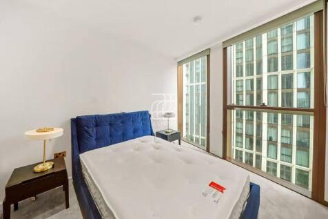 8 Carnation Way, LONDON, SW8