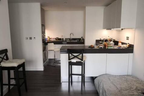Kingwood House, 1 Chaucer Gardens, London E1