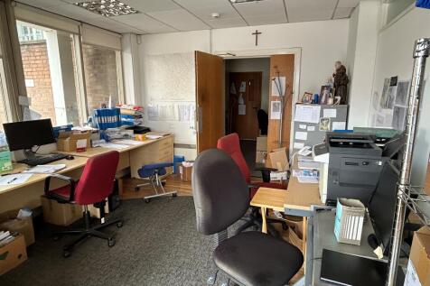 Office 2 T202507251031.jpg