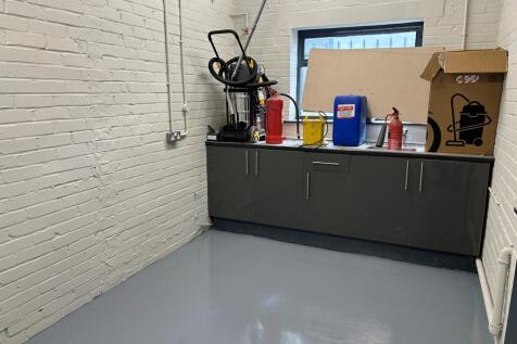 Kitchen T202509010910.jpg