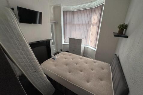 Downstairs Bedroom