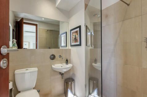 guest en-suite