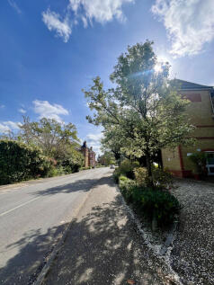 A Beautiful, Modern Two Bedroom, Ground Floor Fla