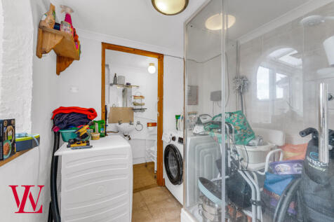 Utility / Shower Room