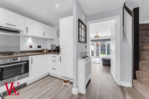 Kitchen / Hall