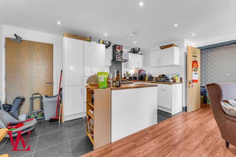 Living / Dining / Kitchen