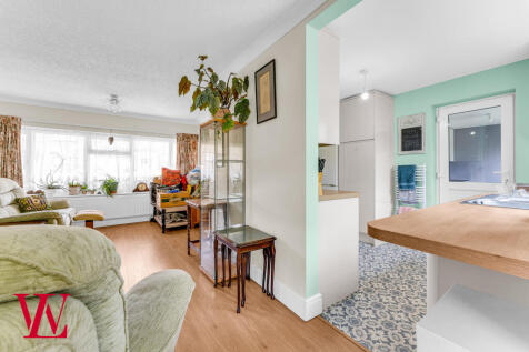 Living / Kitchen