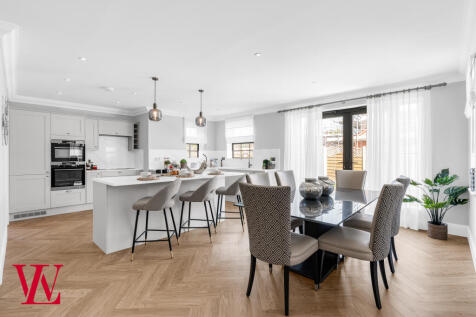 Kitchen / Dining / Living