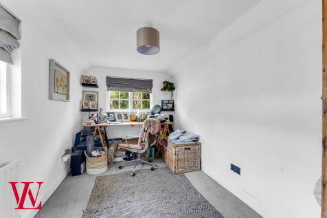 Bedroom 3 / Study