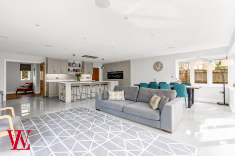 Kitchen / Dining / Family Room