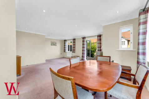 Living / Dining Room