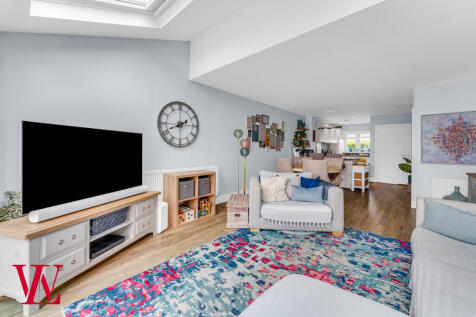 Living / Dining