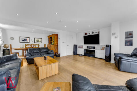 Living / Dining Room