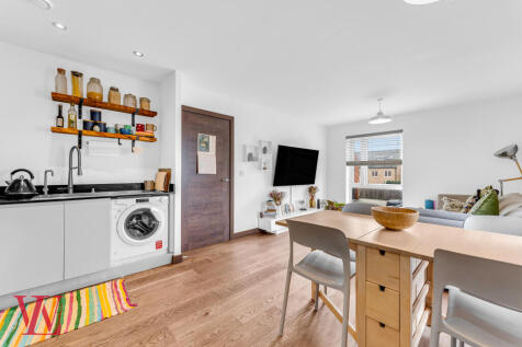 Kitchen / Living Room