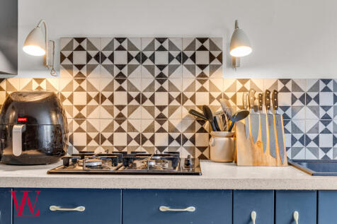 Kitchen / Breakfast Room