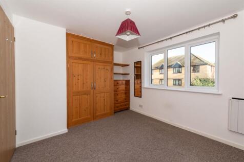 12-Dove-Court-(6).jpg