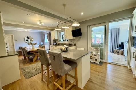 Kitchen diner
