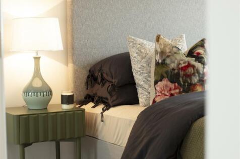 Principal bedroom