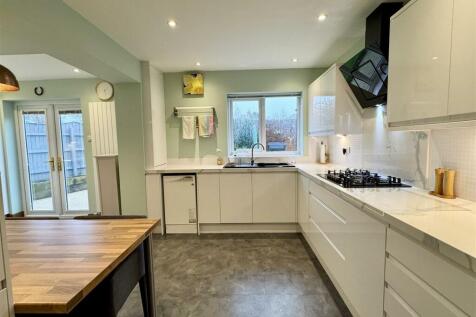 Kitchen/Breakfast  room