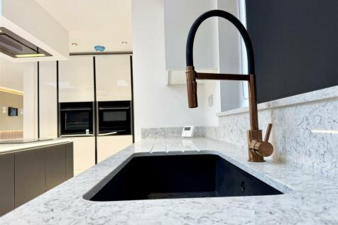 Kitchen/family room