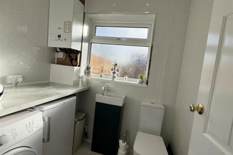 Ground floor utility/WC