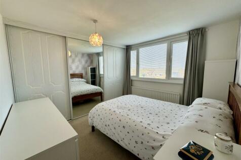 Second bedroom