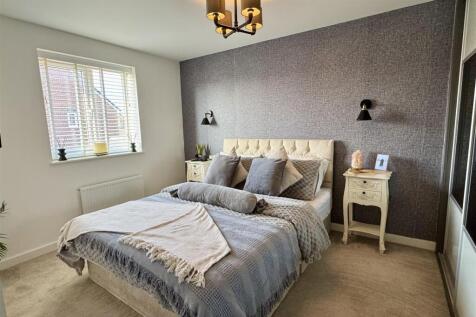 Principal bedroom