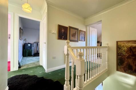 First floor landing