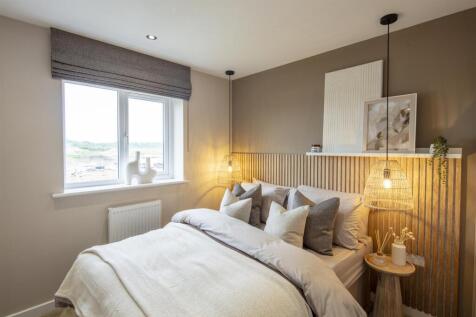 Principal bedroom