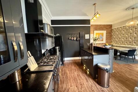 Kitchen/Diner/Family Room