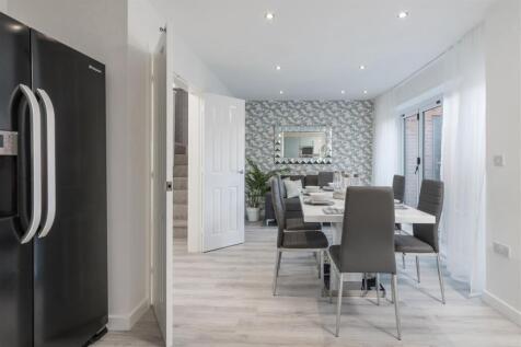 Open plan kitchen/dining/family area