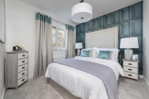 Principal bedroom