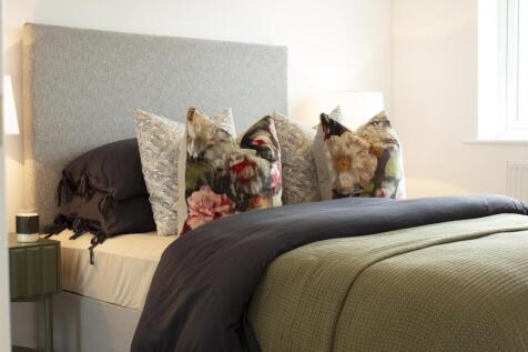 Principal bedroom