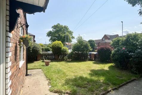Gardens front &amp; side